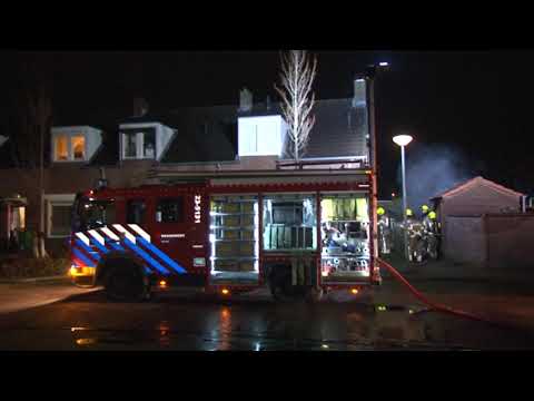 TVEllef: Schuur in vlammen opgegaan op Javastraat Roermond